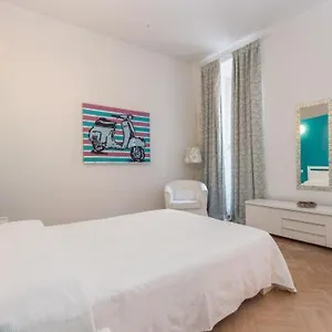 https://sistina-143-a-b-c.it-romehotels.com