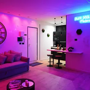 https://apt-duca-degli-abruzzi-modern-house-luxury-relax.lecce-hotels.com